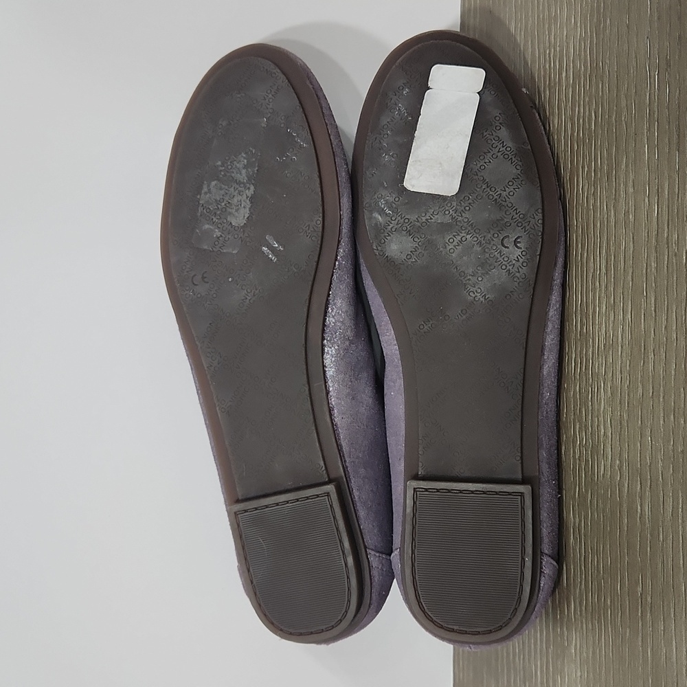 Vionic Caroll Metallic slip-ons size 11 - Picture 6 of 8